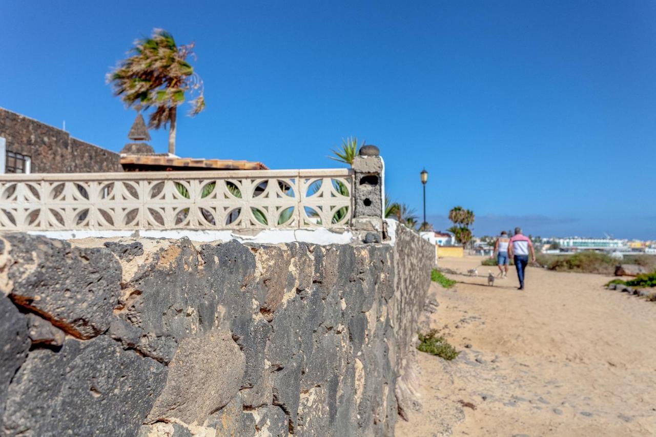 Villa Marina I Beachfront Corralejo By Holidays Home Bagian luar foto